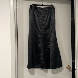 Black silk like skirt